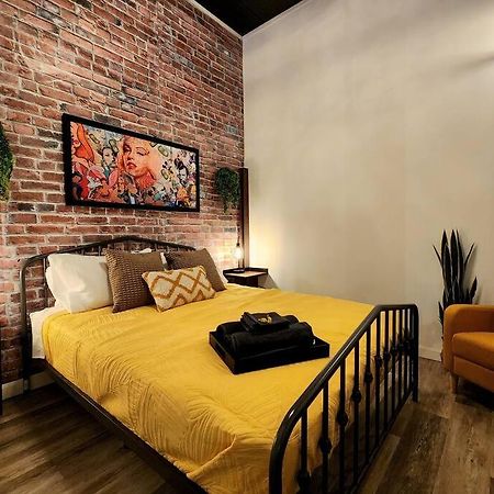 Loft Style Industriel-Centre-Ville+Parking Gratuit Québec Pokój zdjęcie